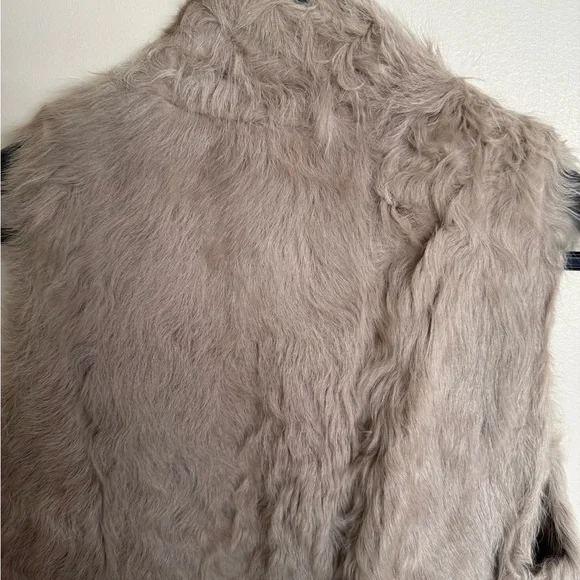 Zara Real Fur Vest in Beige - Picture 8 of 8